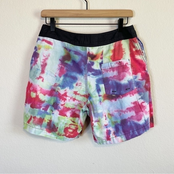 Modern Amusement Tie Dye Retro Board Swim Shorts Size 30 - Picture 2 of 9